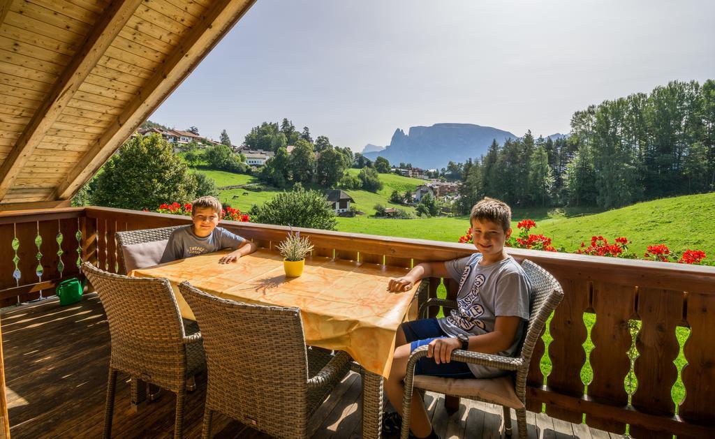 Appartments Neuhof Collalbo Luaran gambar